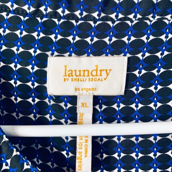 Laundry size XL sheer blouse. - Picture 2 of 7